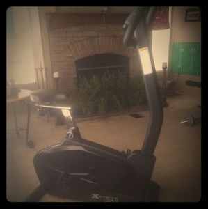 Xterra Fitness UB1.7 Upright Bike